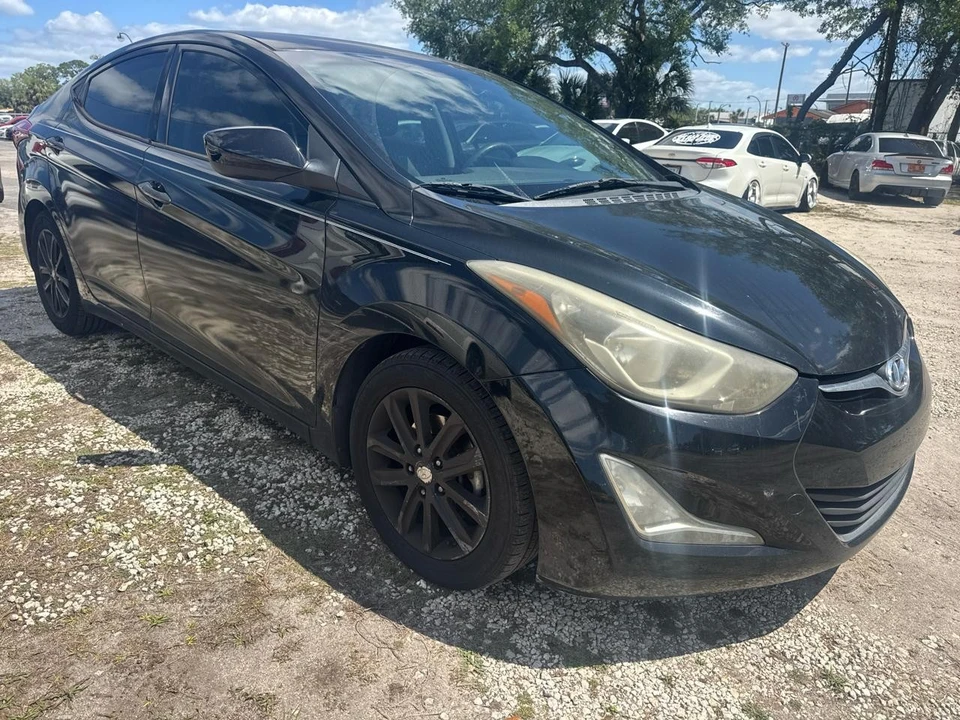 2014 Hyundai Elantra - Image 3 of 9