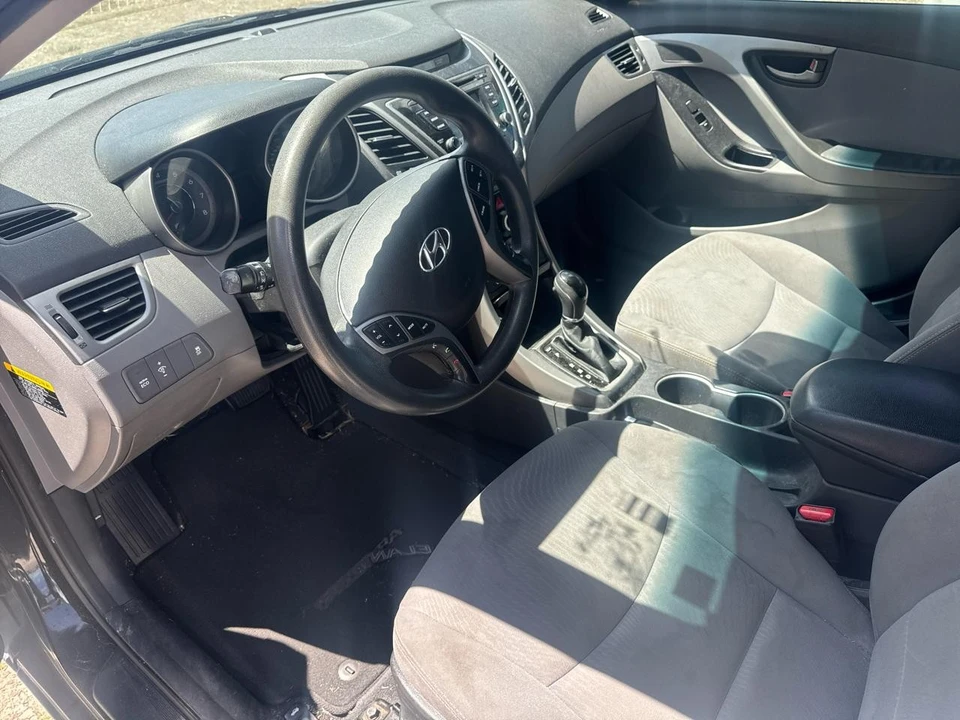 2014 Hyundai Elantra - Image 6 of 9