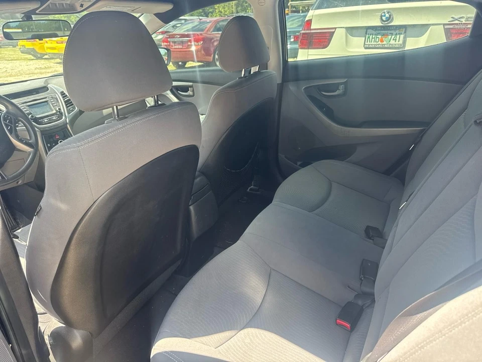 2014 Hyundai Elantra - Image 8 of 9