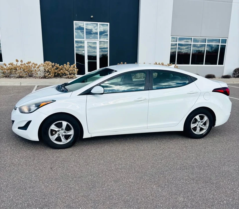 2014 Hyundai Elantra - Image 2 of 11