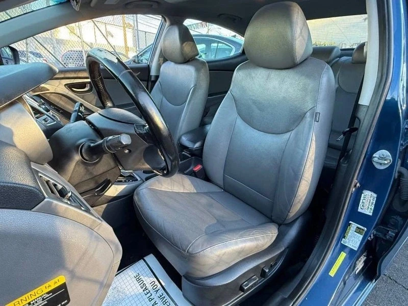 2014 Hyundai Elantra - Image 10 of 12