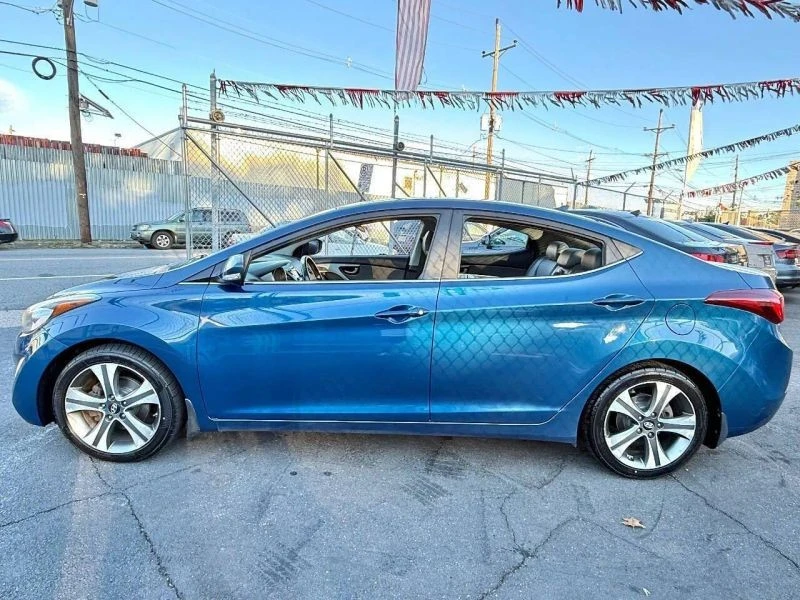 2014 Hyundai Elantra - Image 8 of 12
