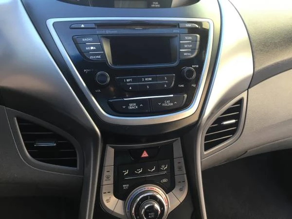 2014 Hyundai Elantra - Image 14 of 20
