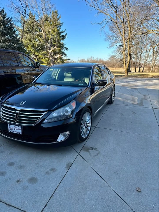 2014 Hyundai Equus - Image 2 of 2