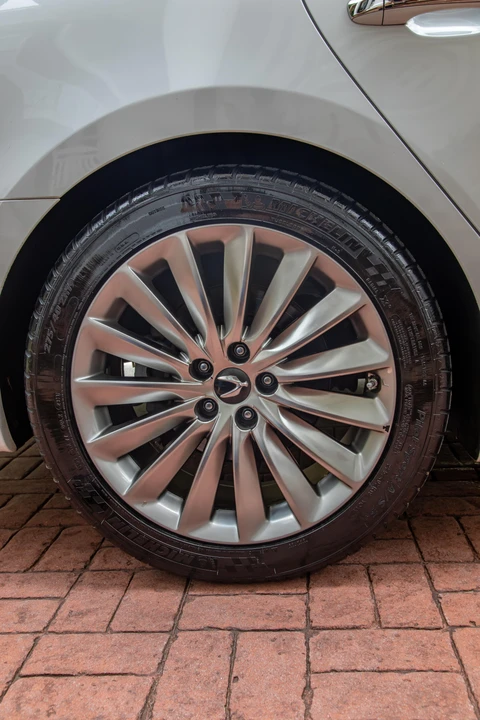 2014 Hyundai Equus - Image 29 of 31