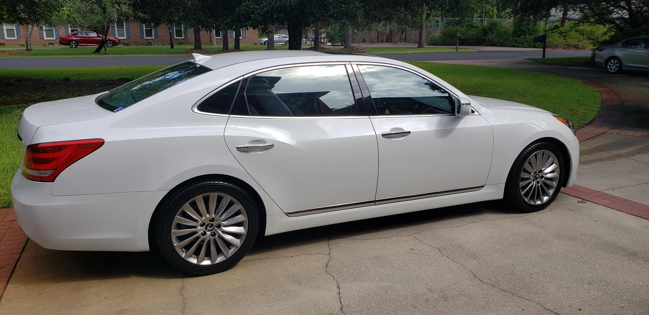 2014 Hyundai Equus - Image 17 of 31