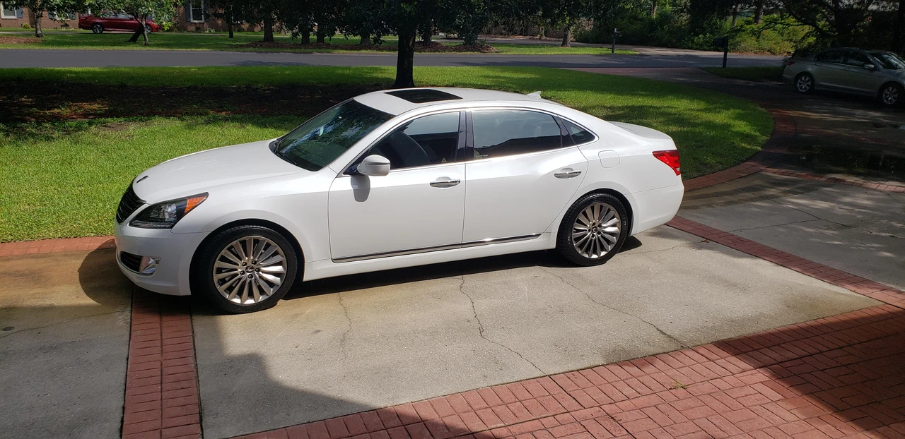 2014 Hyundai Equus - Image 8 of 31