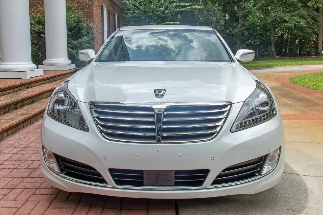 2014 Hyundai Equus - Image 2 of 31
