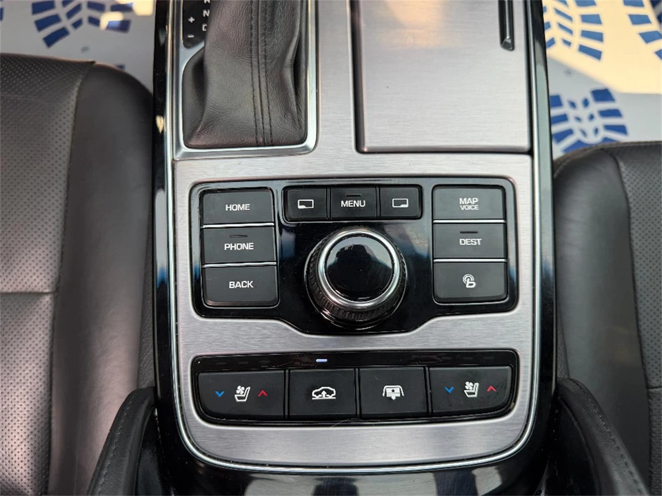 2014 Hyundai Equus - Image 28 of 31