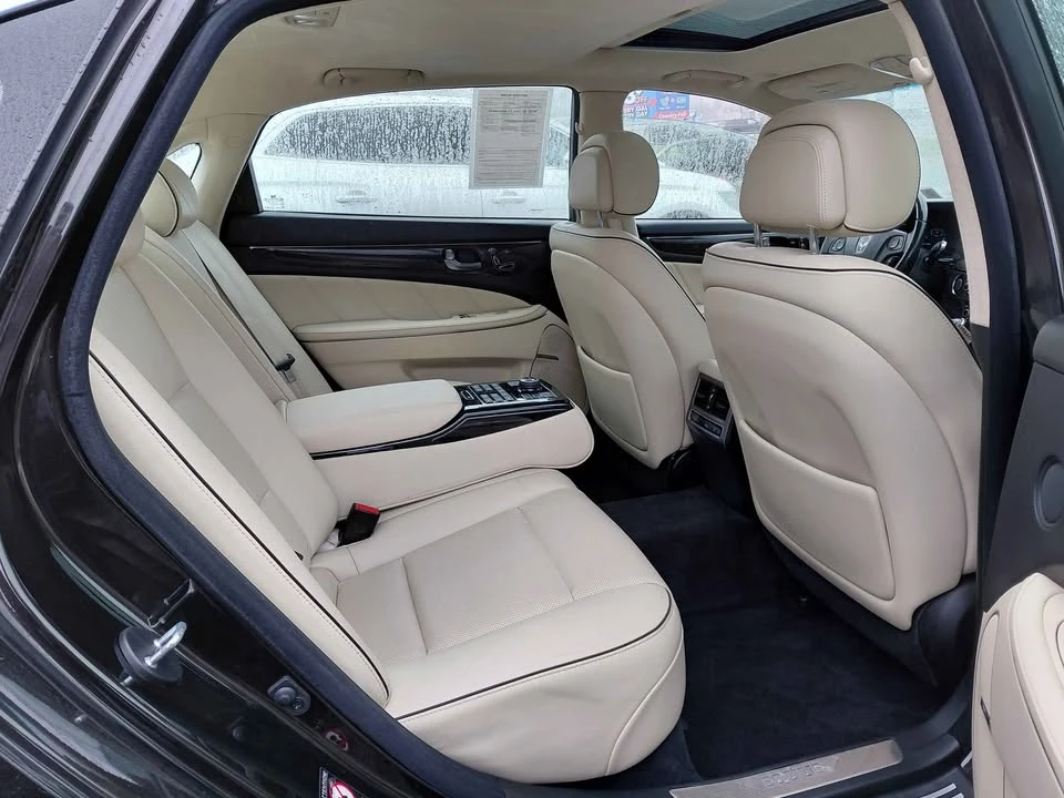 2014 Hyundai Equus - Image 11 of 17