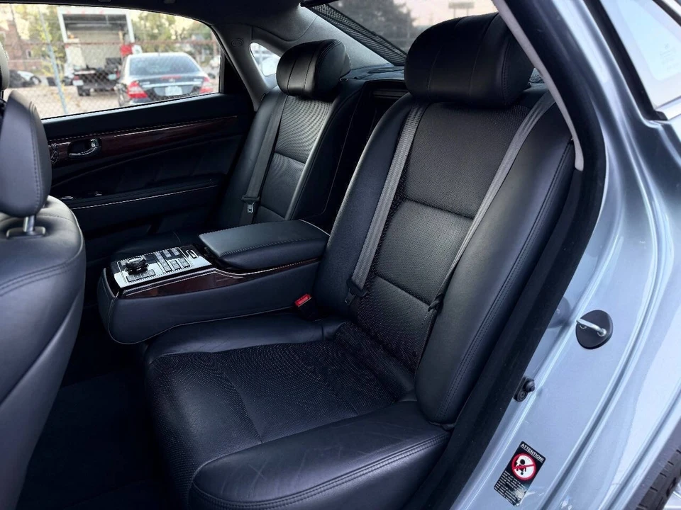 2014 Hyundai Equus - Image 20 of 21