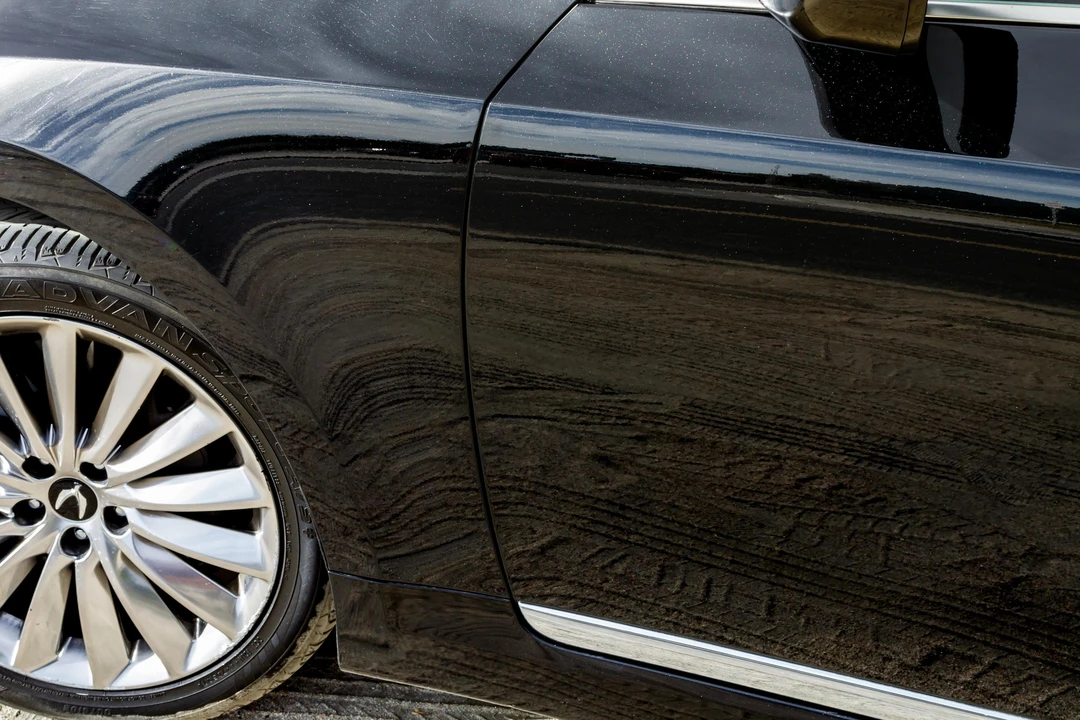 2014 Hyundai Equus - Image 15 of 25