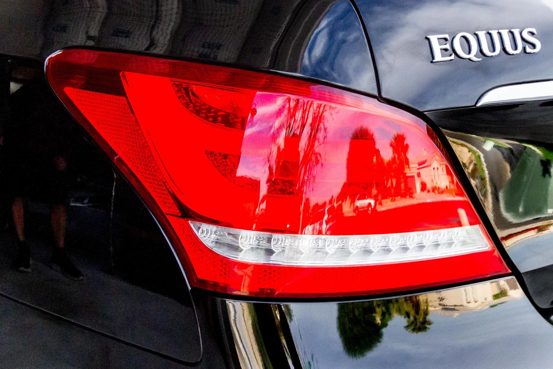 2014 Hyundai Equus - Image 21 of 25