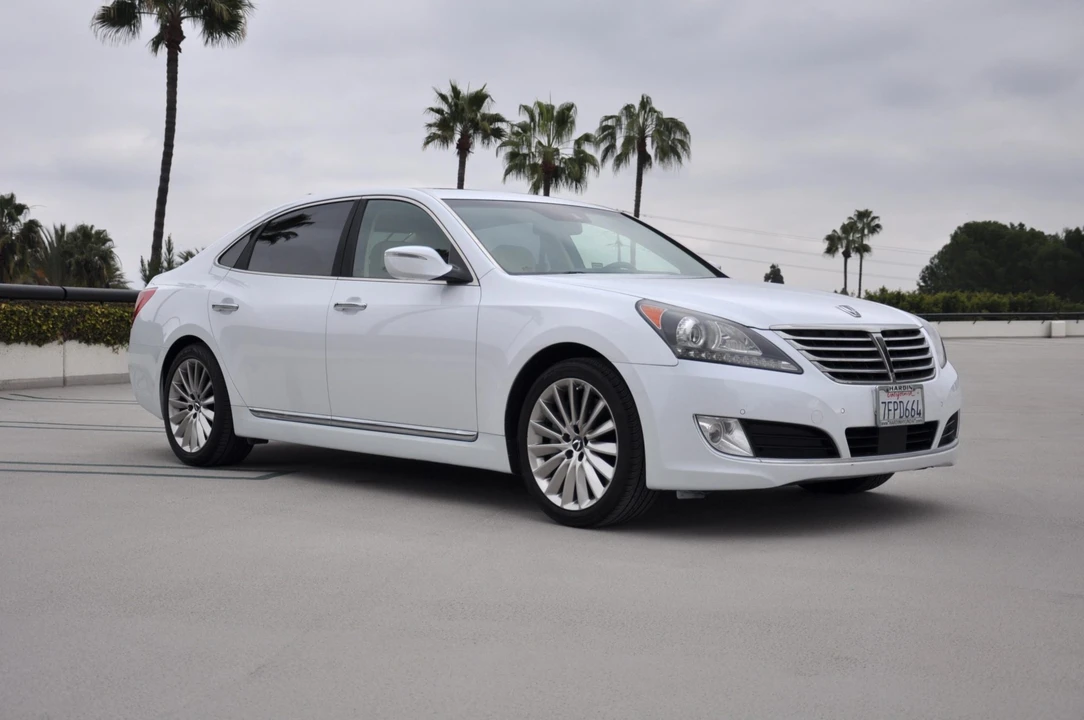 2014 Hyundai Equus - Image 19 of 31