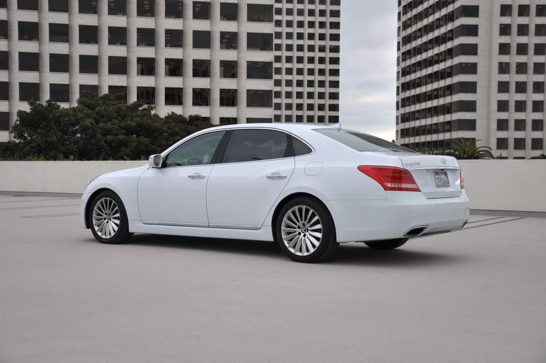 2014 Hyundai Equus - Image 9 of 31