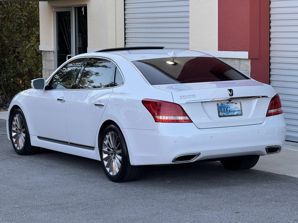 2014 Hyundai Equus - Image 20 of 31