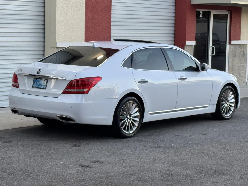 2014 Hyundai Equus - Image 29 of 31