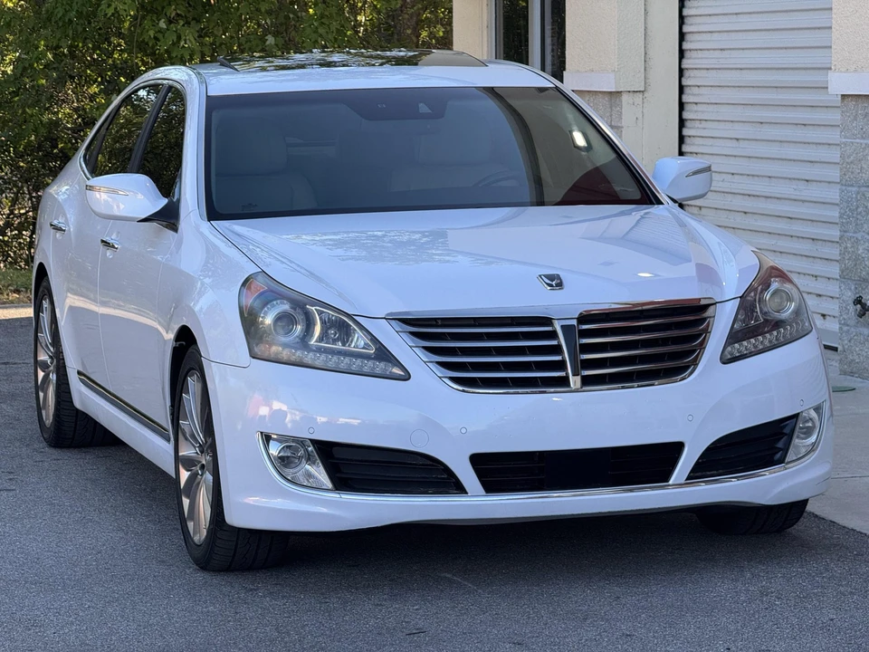 2014 Hyundai Equus - Image 25 of 31