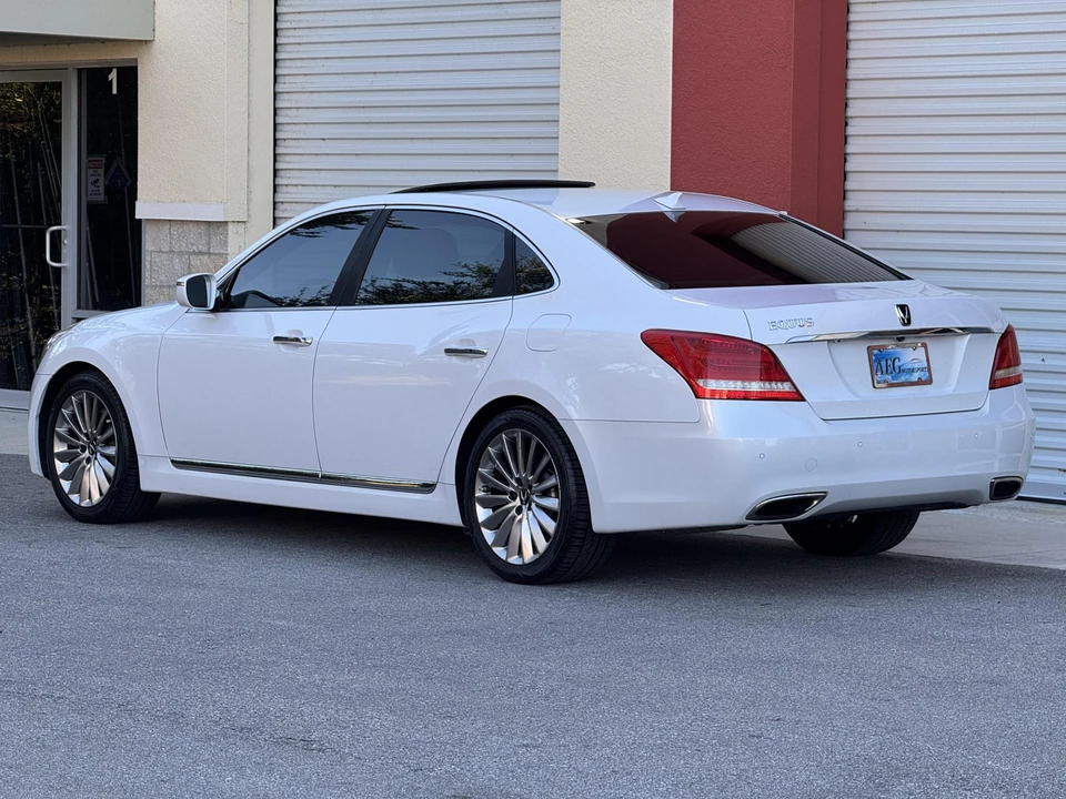 2014 Hyundai Equus - Image 12 of 31
