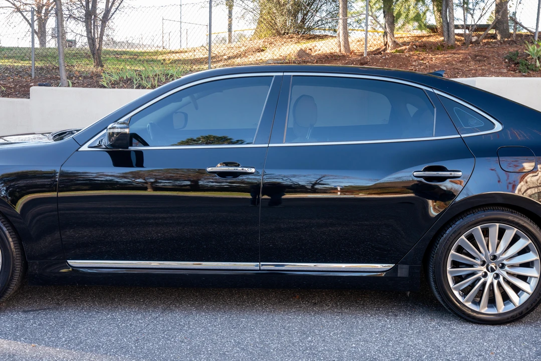 2014 Hyundai Equus - Image 24 of 31