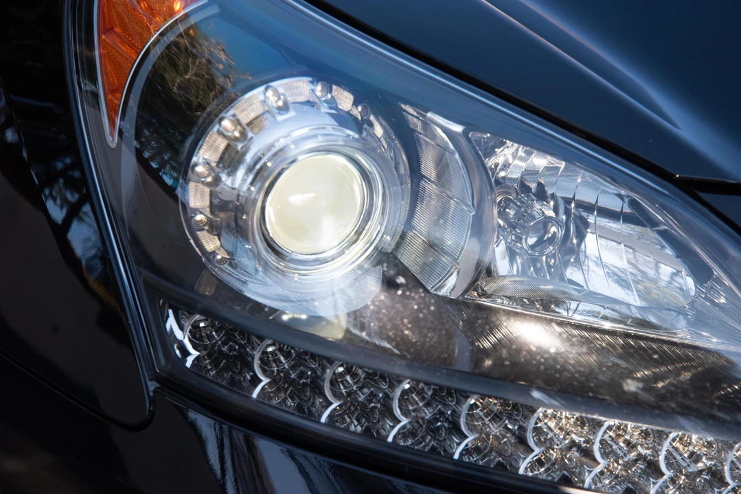 2014 Hyundai Equus - Image 16 of 31