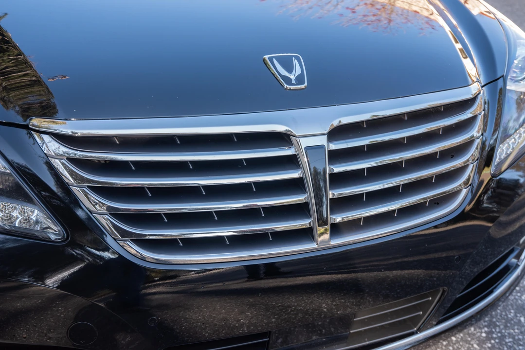 2014 Hyundai Equus - Image 18 of 31