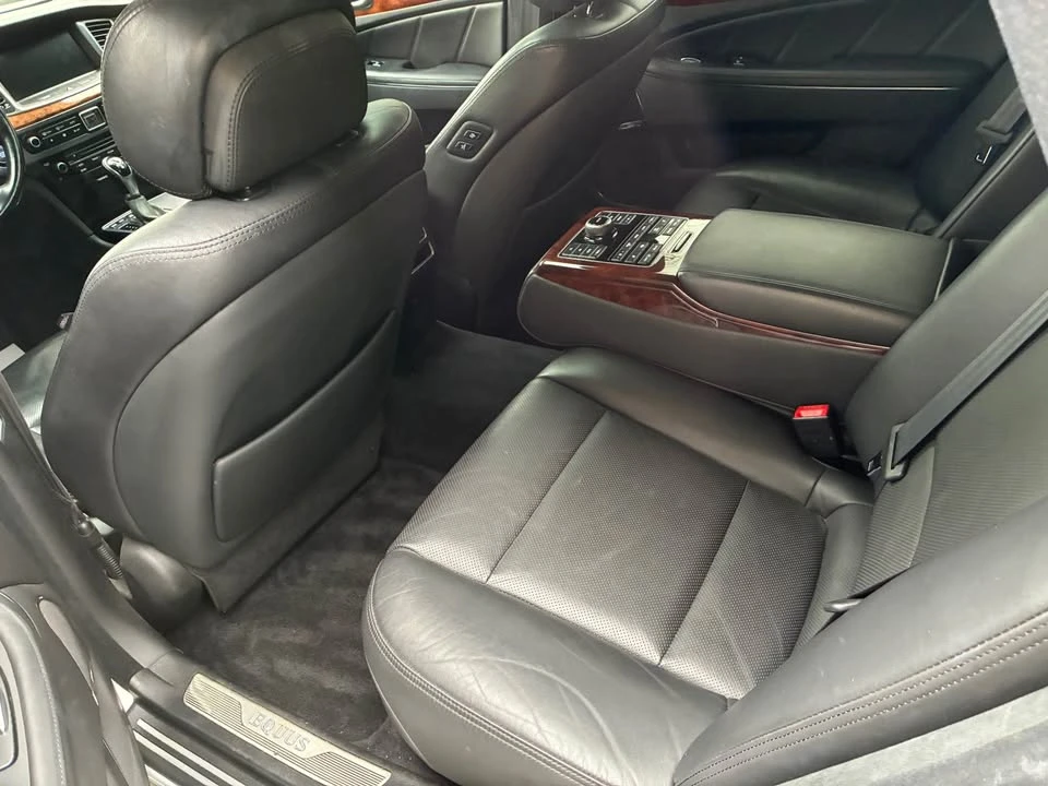 2014 Hyundai Equus - Image 16 of 20
