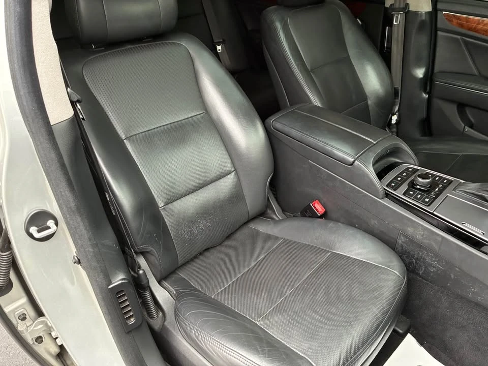 2014 Hyundai Equus - Image 19 of 20