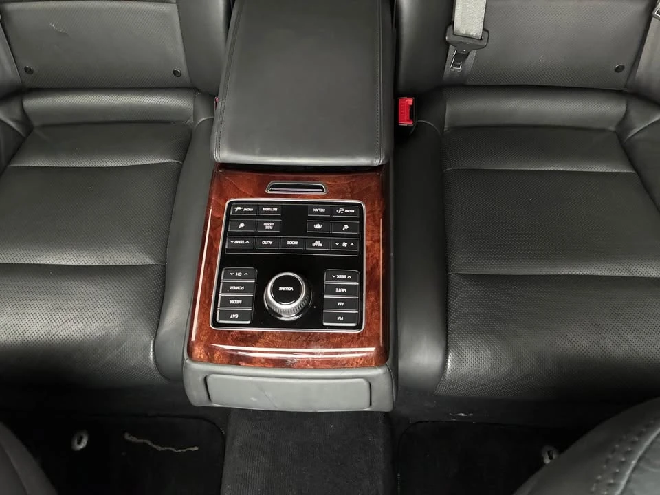 2014 Hyundai Equus - Image 15 of 20