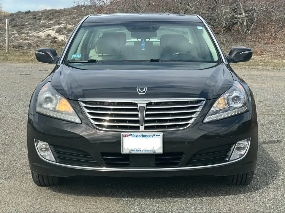 2014 Hyundai Equus - Image 2 of 12