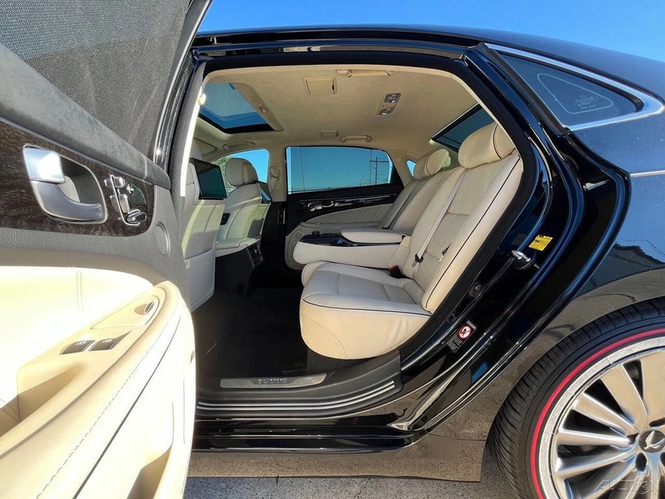 2014 Hyundai Equus - Image 14 of 21