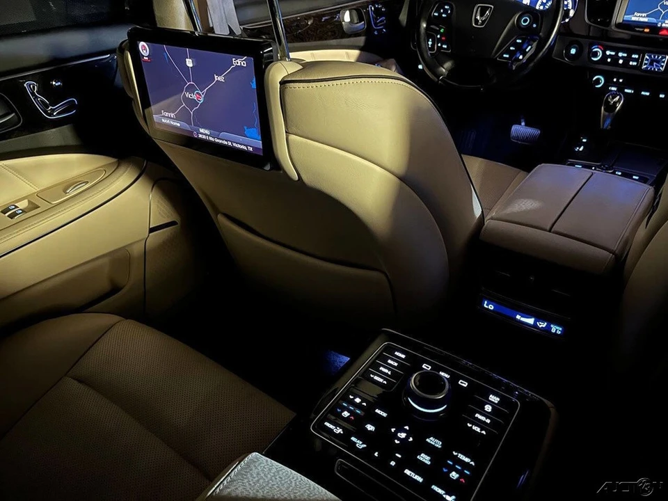 2014 Hyundai Equus - Image 19 of 21