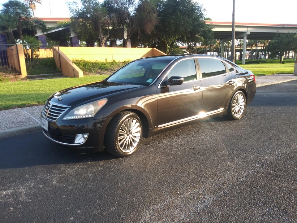 2014 Hyundai Equus - Image 8 of 31