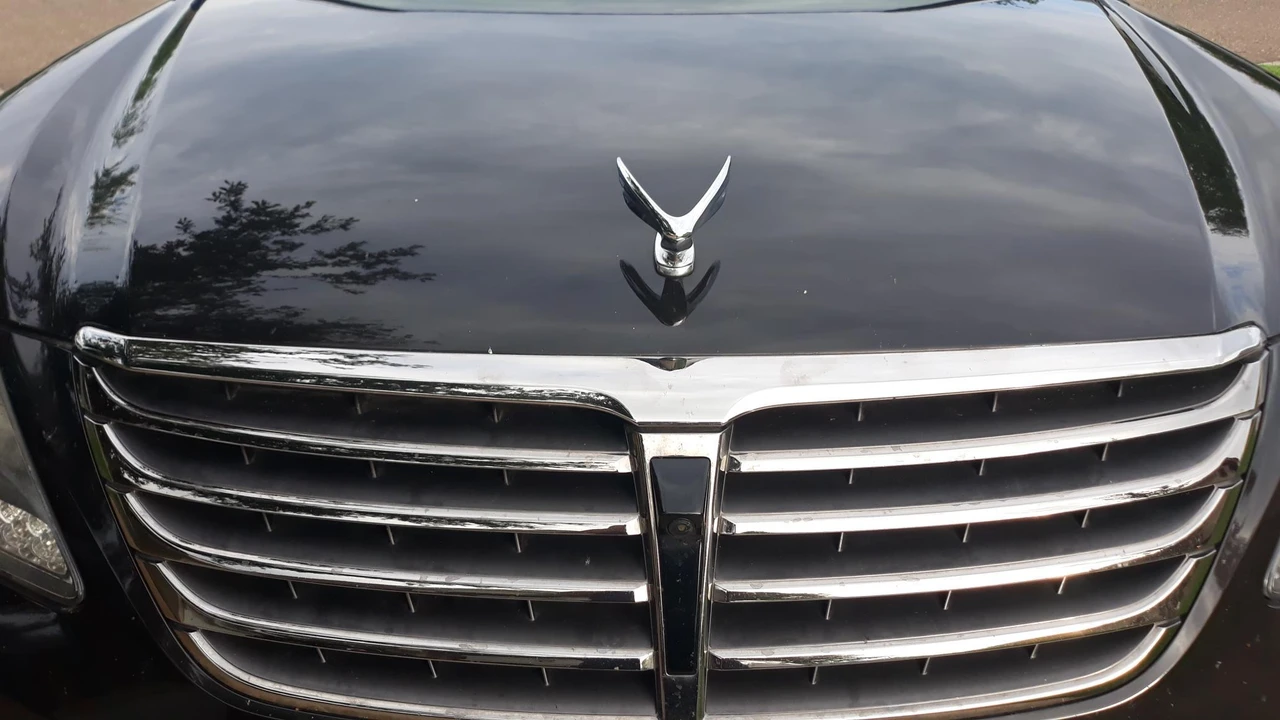 2014 Hyundai Equus - Image 22 of 31