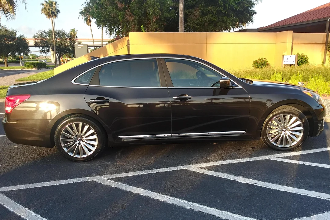 2014 Hyundai Equus - Image 4 of 31