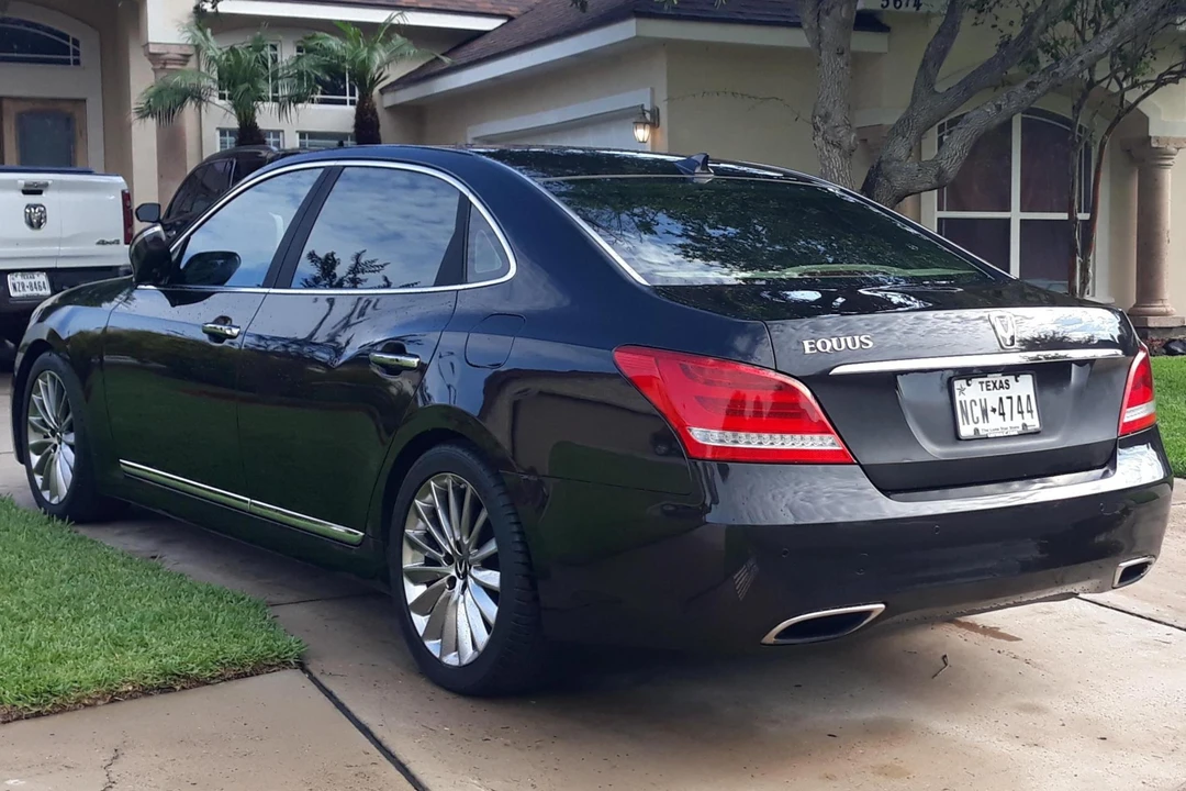 2014 Hyundai Equus - Image 13 of 31