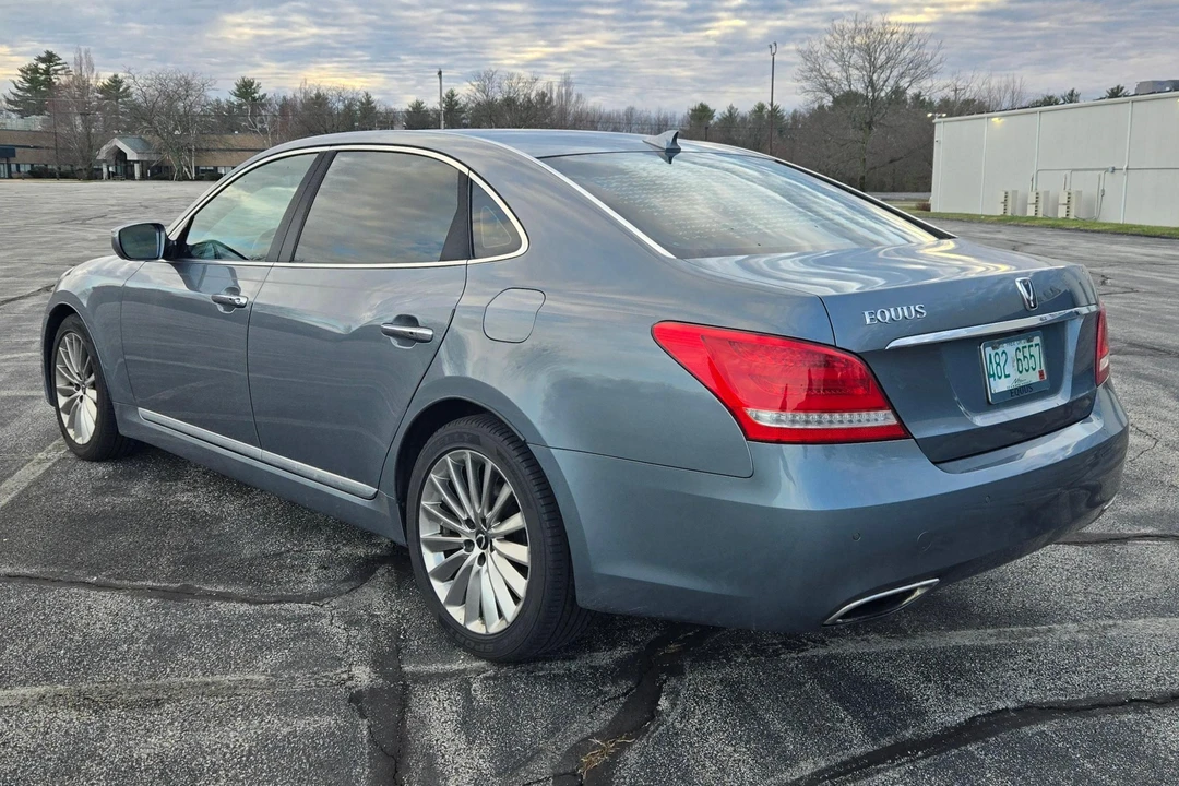 2014 Hyundai Equus - Image 4 of 31