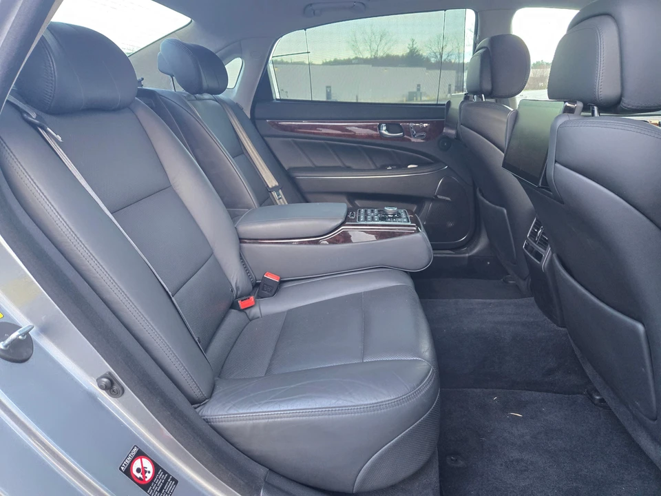 2014 Hyundai Equus - Image 30 of 31