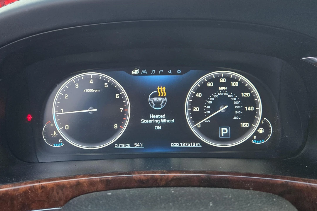 2014 Hyundai Equus - Image 24 of 31