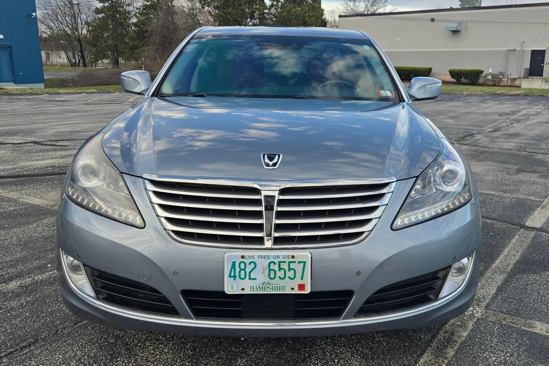 2014 Hyundai Equus - Image 2 of 31