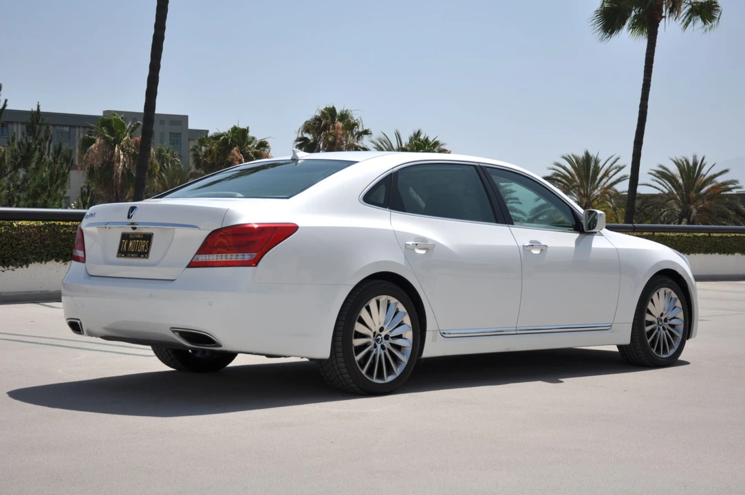 2014 Hyundai Equus - Image 16 of 31