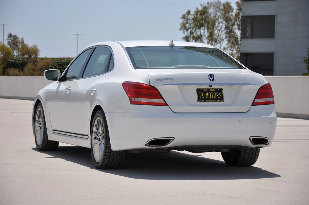 2014 Hyundai Equus - Image 11 of 31