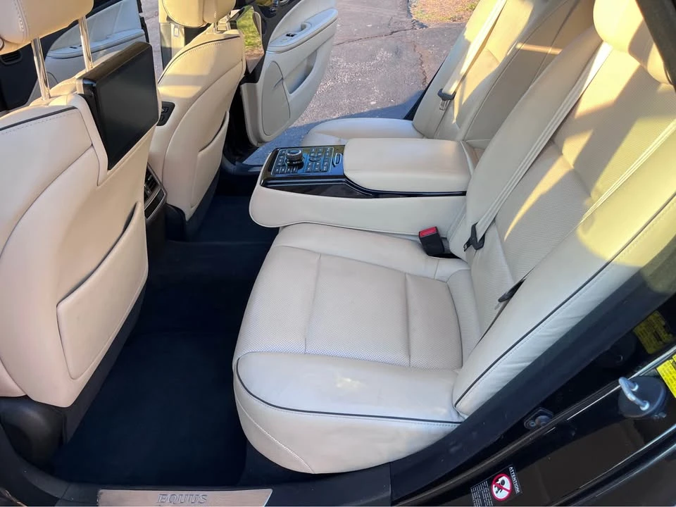 2014 Hyundai Equus - Image 13 of 20