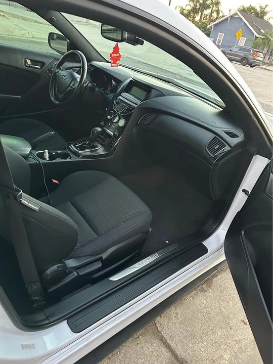 2014 Hyundai Genesis - Image 3 of 6