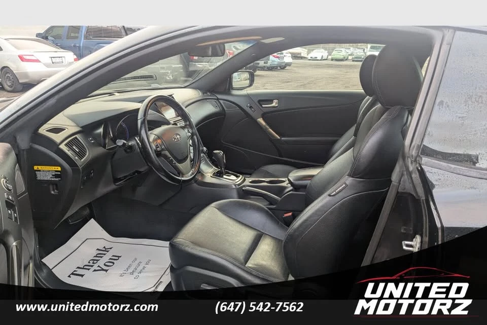 2014 Hyundai Genesis - Image 9 of 20