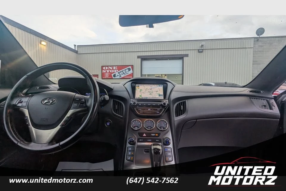2014 Hyundai Genesis - Image 20 of 20