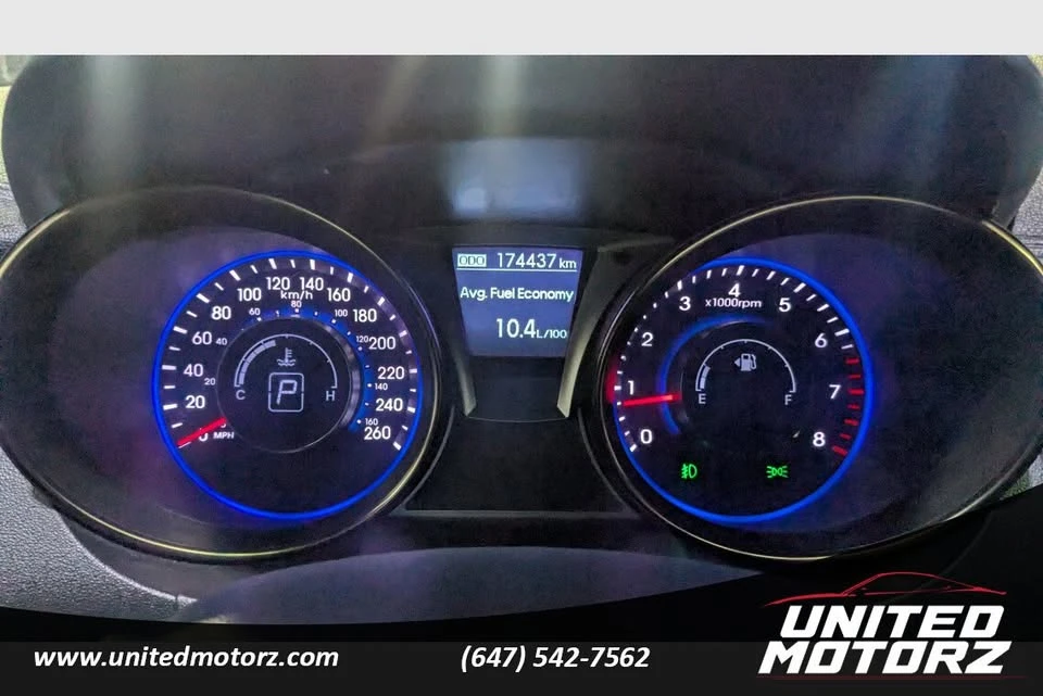 2014 Hyundai Genesis - Image 11 of 20