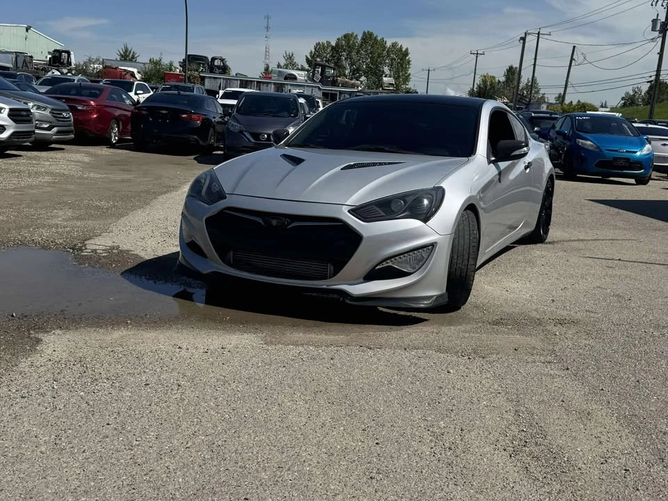 2014 Hyundai Genesis - Image 17 of 17