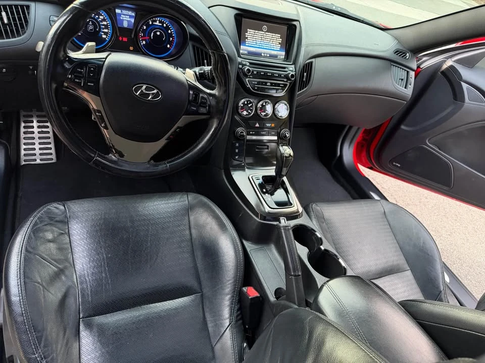 2014 Hyundai Genesis - Image 4 of 7