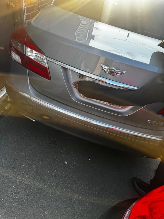 2014 Hyundai Genesis - Image 7 of 8